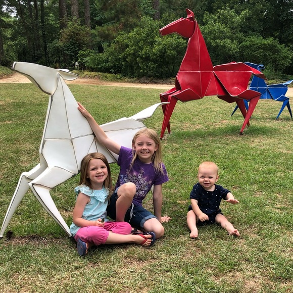 Meet the Posher - Picture 5 of 5